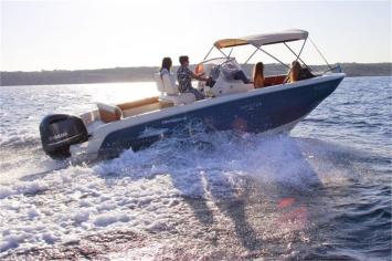 Yachtcharter 240 FX top