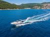 Yachtcharter Bluline 23 sundeck 1cab front