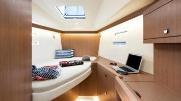 Yachtcharter Azuree 41 3cab bed