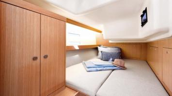 Yachtcharter Azuree41 3cab cabin