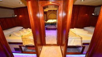 Yachtcharter Mehmet ayaz 5cab inner