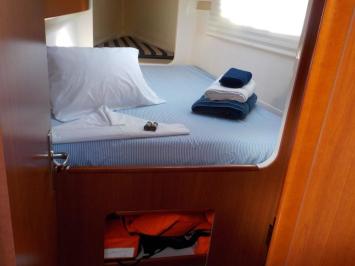 Yachtcharter Leopard 39 pc 4cab bed