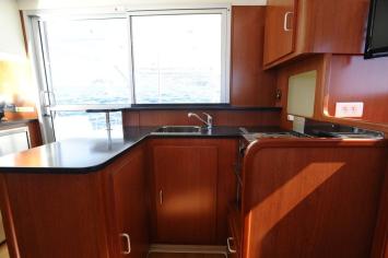 Yachtcharter Leopard 39 pc 4cab pantry