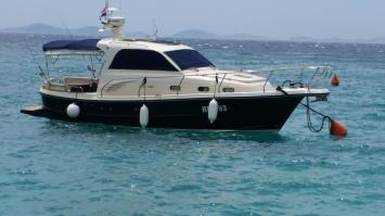 Yachtcharter Rab 830 1cab side