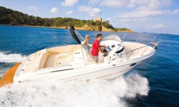 Yachtcharter BaylinerAvanti8