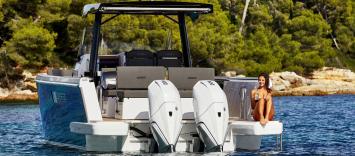 Yachtcharter Fjord 38 express 1cab back