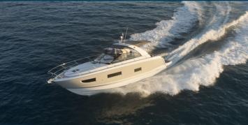 Yachtcharter Leader 40 3cab top