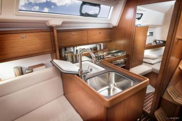 Yachtcharter BavariaCruiser34Style 3