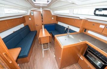 Yachtcharter BavariaCruiser34Style 4