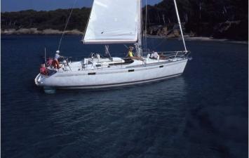 Yachtcharter Oceanis 430 4cab top