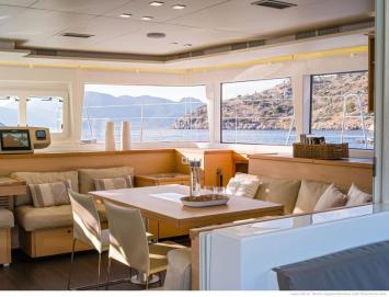 Yachtcharter Lagoon560S2 4cab 14