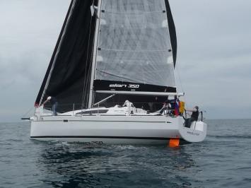 Yachtcharter Elan 350 top 3 Kab 1 WC