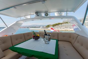 Yachtcharter Moonen65 8