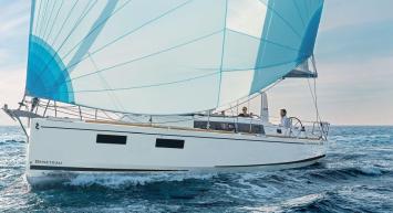 Yachtcharter Oceanis38