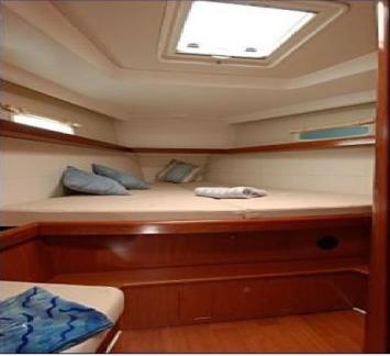 Yachtcharter Oceanis 43 Family 4cab cabin