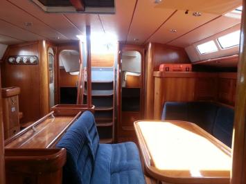 Yachtcharter Oceanis 500 3cab inner