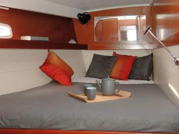 Yachtcharter Oceanis 50.5 4cab cabin