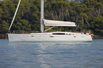 Yachtcharter Oceanis 54 3cab top