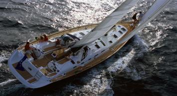 Yachtcharter oceanis clipper 523 4cab top