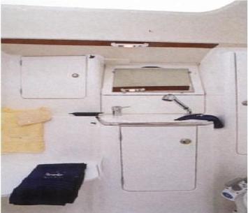 Yachtcharter Sun Odyssey 40.3 3Cab bathroom