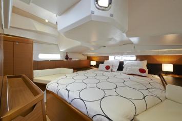 Yachtcharter Sun Odyssey 41 DS 2cab cabin