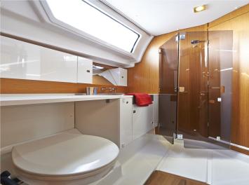 Yachtcharter Sun Odyssey 41 DS 2cab wc