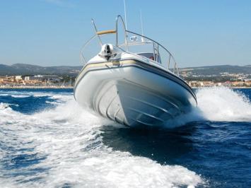 Yachtcharter Lomac 1100 1cab front