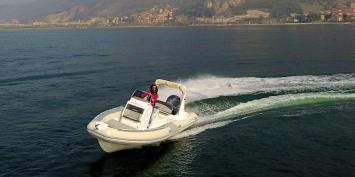 Yachtcharter Lomac 660 IN outer