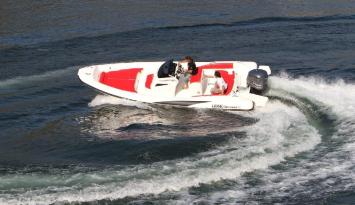 Yachtcharter Lomac Adrenalina 7.5 top