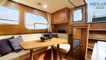 Yachtcharter Linssen Grand Sturdy 30.9 2cab salon