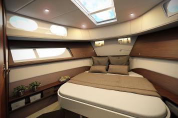 Yachtcharter Jetten 42 MPC 2cab cabin