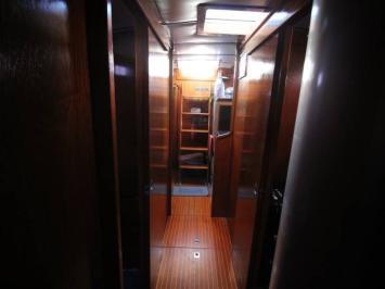 Yachtcharter Olympic 47 3cab inner