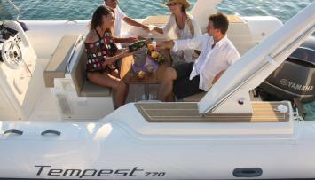 Yachtcharter Tempest 770 Sun