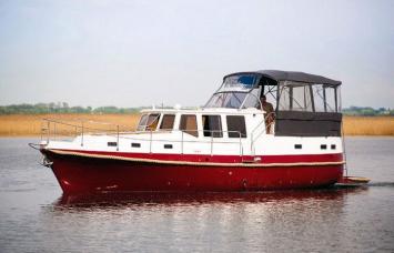 Yachtcharter Nautiner 40.2 AFT 2cab top