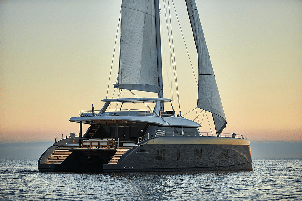 Yachtcharter Sunreef 80 4cab top