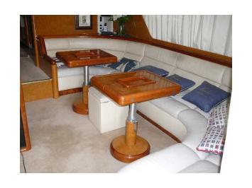 Yachtcharter Astondoa 58 GLX 3cab salon