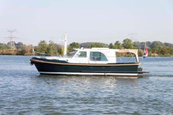 Yachtcharter Linssen Classic Sturdy 32 Sedan top