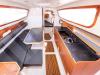 Yachtcharter Tricat 30 2cab salon