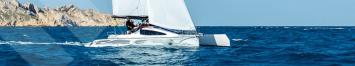 Yachtcharter Tricat 30 2cab main