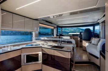 Yachtcharter Navetta 48 3cab inner