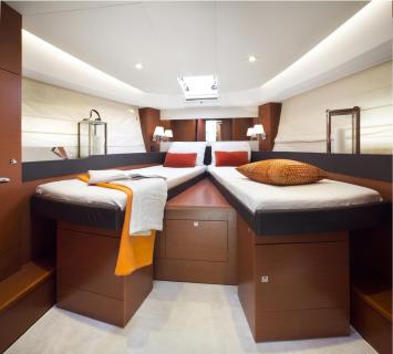 Yachtcharter jeanneau NC 14 2cab cabin