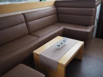 Yachtcharter Alena 54 3cab salon