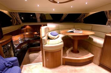 Yachtcharter Atlantic 60 4cab salon