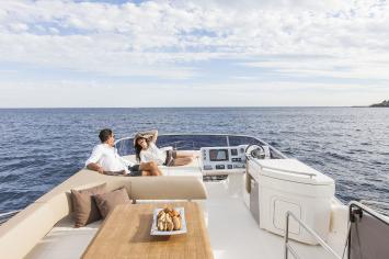 Yachtcharter Absolute56_3cab_out