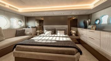 Yachtcharter MCY66_cabin