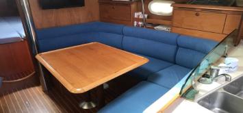 Yachtcharter Sun Odyssey 31 Cab 2 Salon