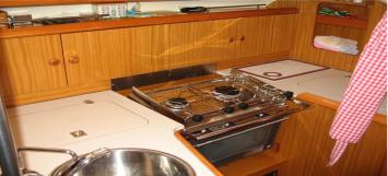 Yachtcharter Sun Odyssey 32 2cab Kitchen