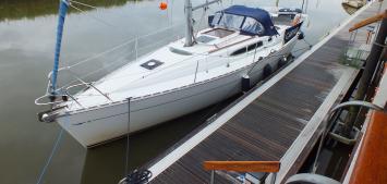 Yachtcharter jeanneau sun odyssey 32.2 Cab 2 Top