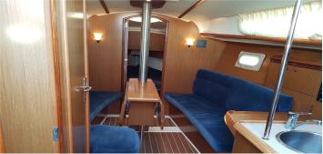 Yachtcharter Sun Odyssey 32 i 2Cab Salon