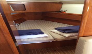 Yachtcharter Sun Odyssey 35 3Cab Cabin